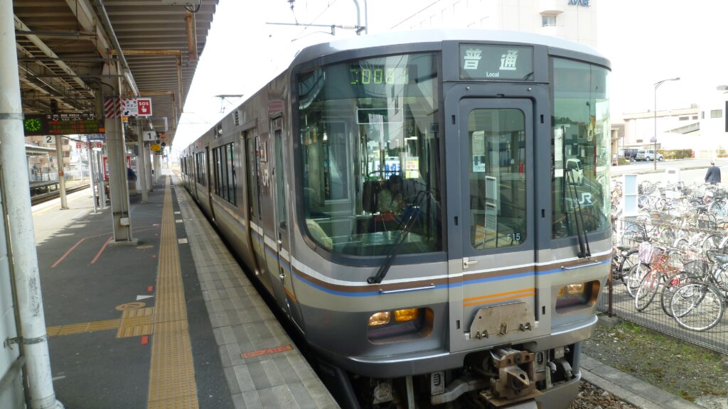 東舞鶴駅へ01